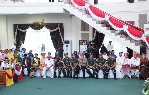 Para tamu undangan yang hadir. (Foto DPRD Tanjungpinang)