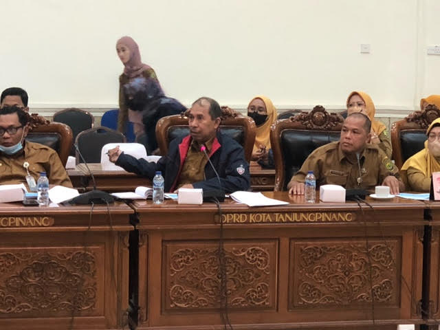 Plt Kepala Dinas Perkim, Drs. H. Abdul Kadir Ibrahim MT. (Foto gerbangkepri.com)