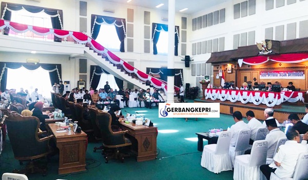 Suasana saat berjalannya Rapat Paipurna. (Foto GK.com)