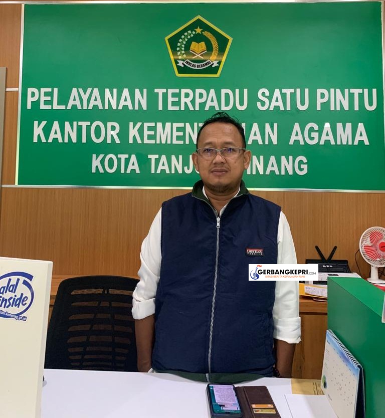 Kasi Haji Kemenag Tanjungpinang, H. Mohd Zikriyansyah. (Foto, GK.com / Nadya)