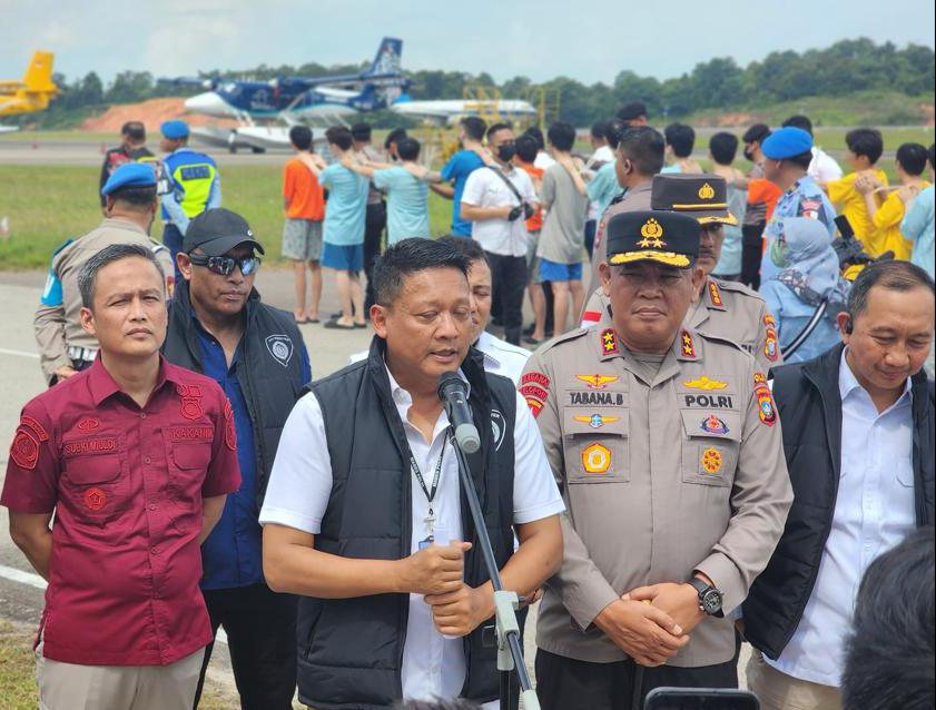 Terlibat Love Scamming, 153 WNA Cina di Deportasi Terlibat Love Scamming, 153 WNA Cina di Deportasi