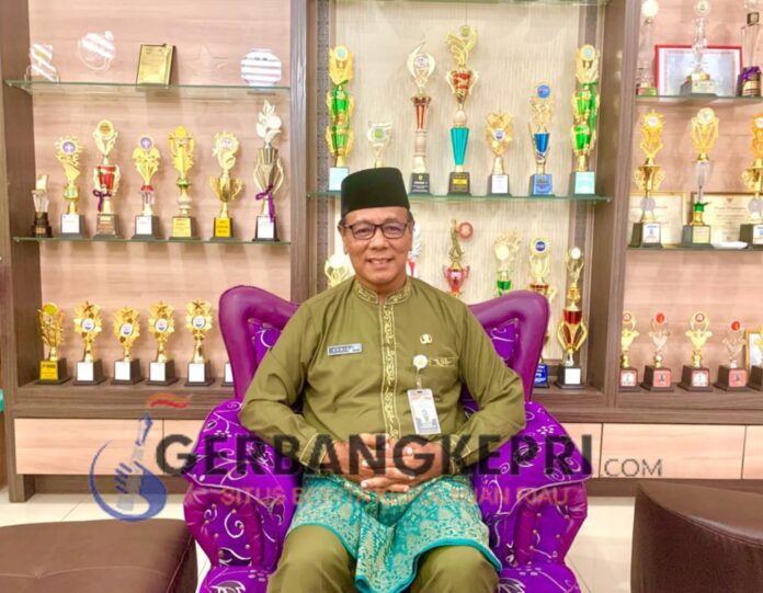 Afrizal Kepala Sekolah SMPN 5 Tanjungpinang