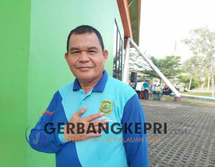 Senam Sehat Bersama Warga Tanjungpinang Timur ( Camat Tanjungpinang Timur, Saparillis (foto,GK.com/nad)