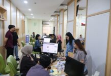 Warga Manfaatkan Kesempatan Dari Imigrasi Batam Ngurus Paspor Simpatik di Akhir Pekan